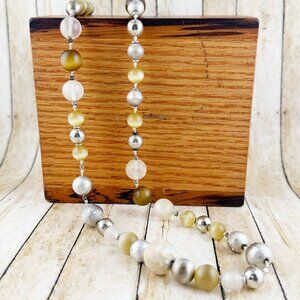 Vintage Liz Claiborne LC Beaded Necklace Silver Tone Cat’s Eye & Mother of Pearl